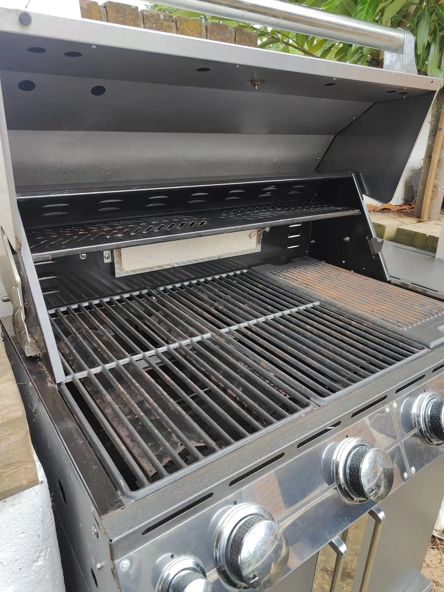 bbq cleaning in Bagshot