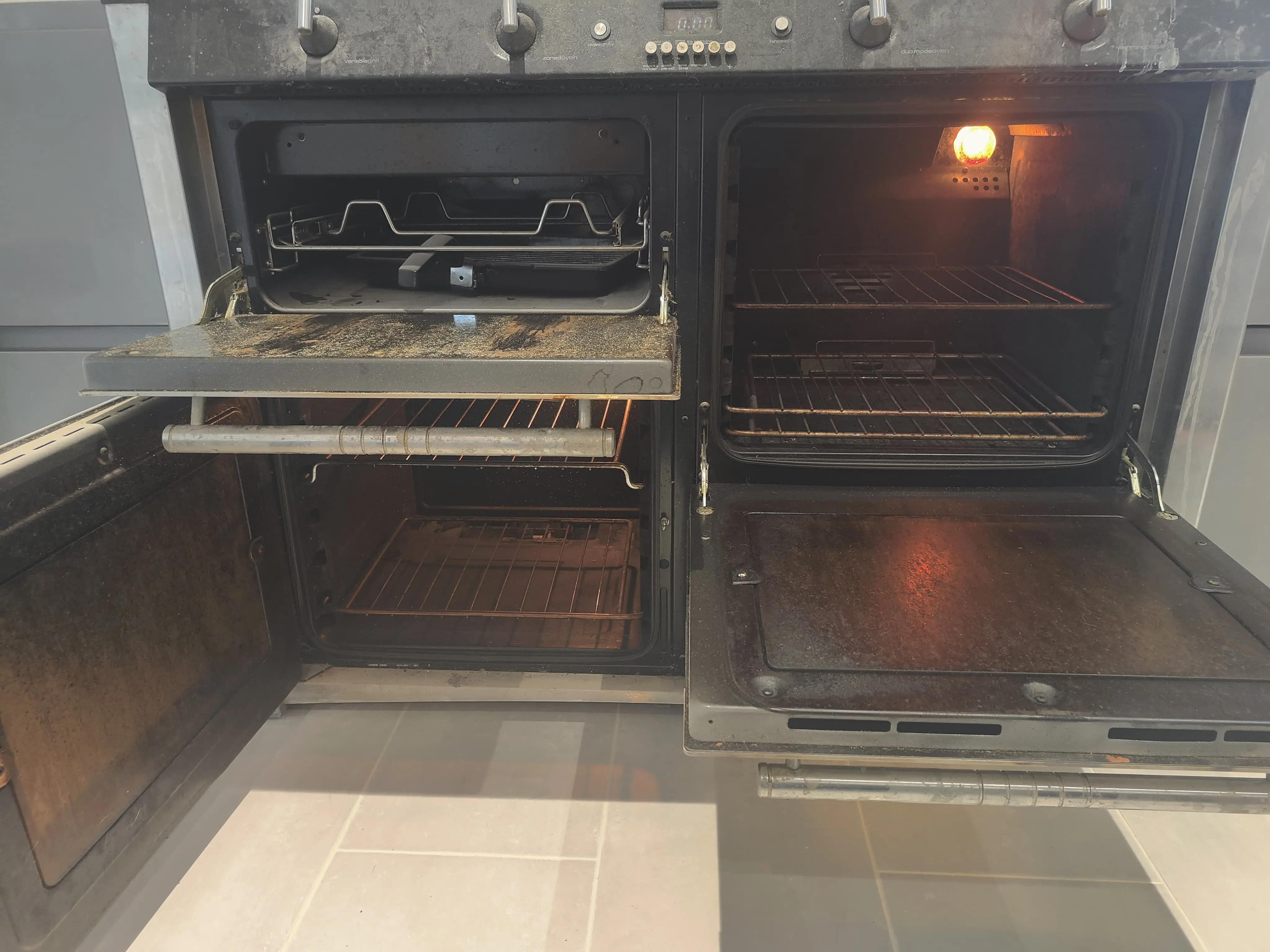 oven cleaning in Bordon