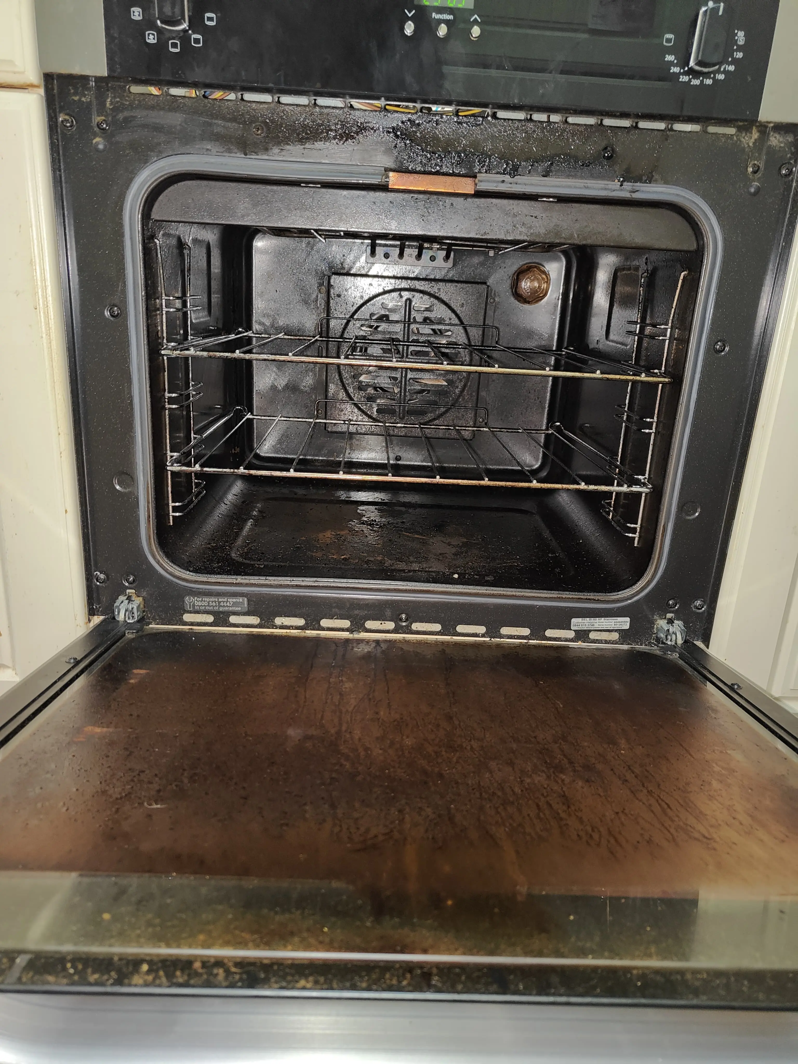 oven cleaning in Egham