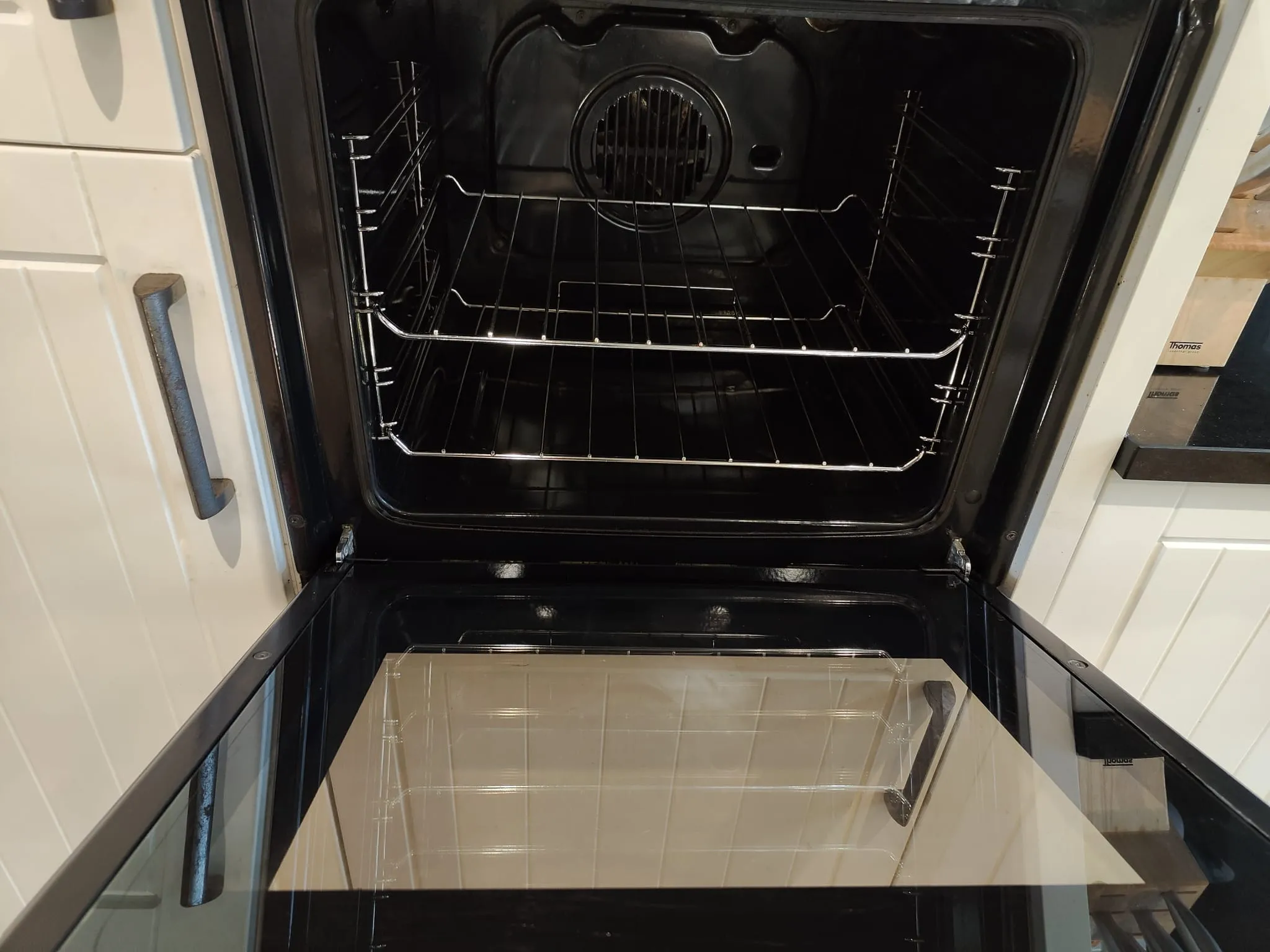 oven cleaning in Fleet