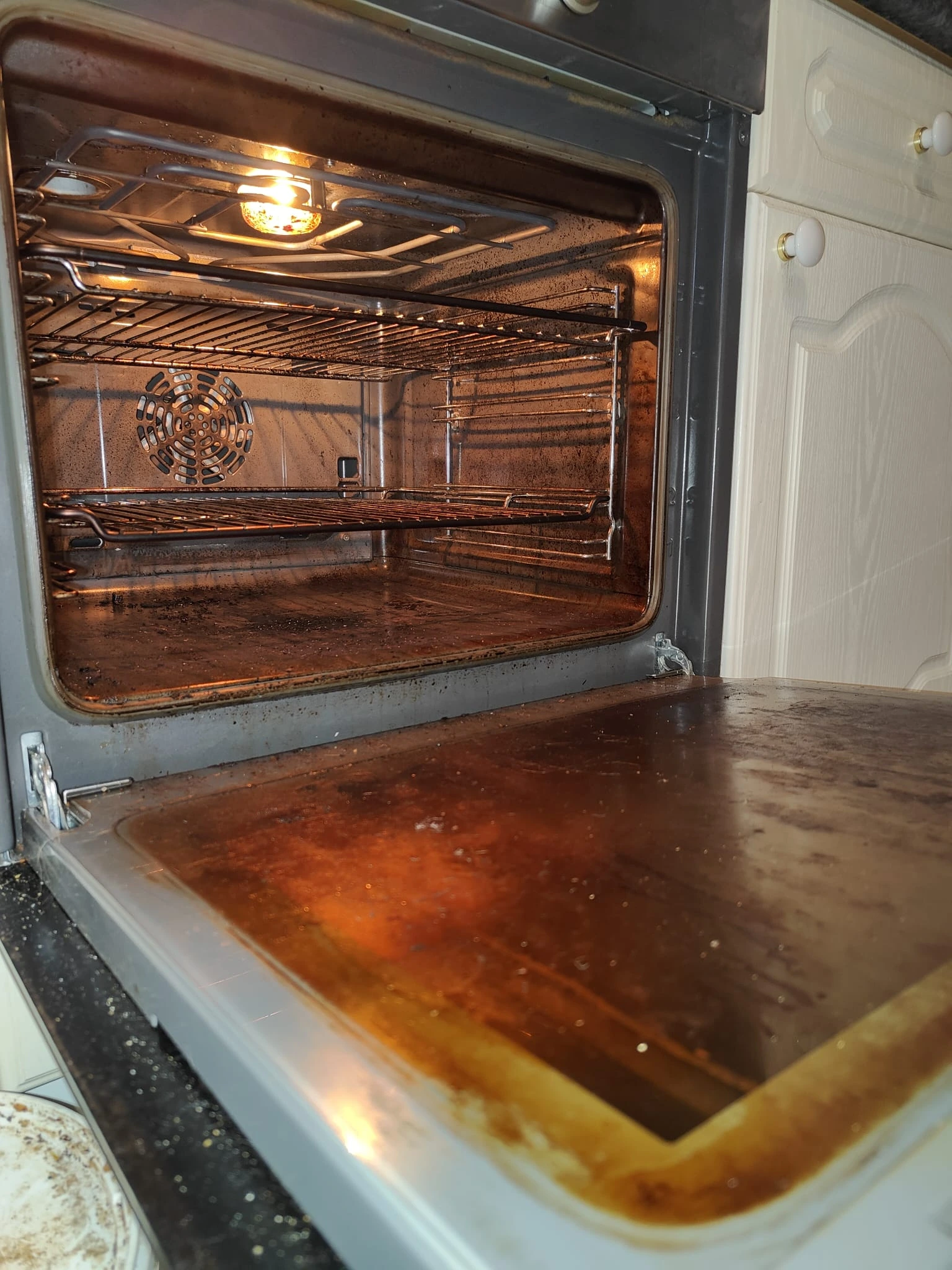 oven cleaning in Godalming