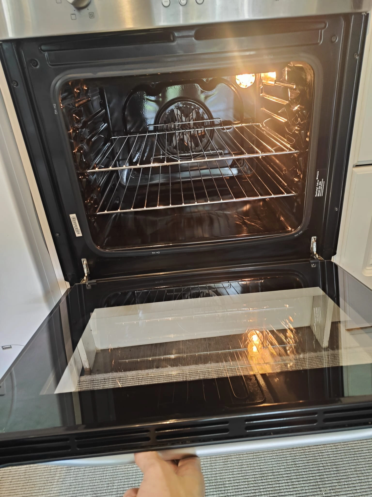 oven cleaning in Staines